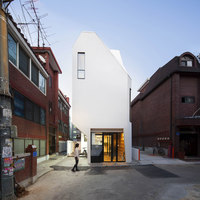 Galmuri Office Building – ‘Horn’ | Edificio de Oficinas | ThEPlus Architects