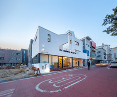 Store Residence | Casas Unifamiliares | ThEPlus Architects