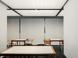 Sunni 67 | Intérieurs de restaurant | Atelier About Architecture