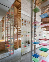 Molecure Pharmacy | Shop interiors | Waterfrom Design