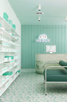 Medly Pharmacy | Intérieurs de magasin | Sergio Mannino Studio