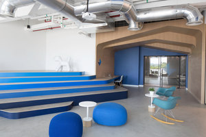 Edelman HQ Abu Dhabi | Bureaux | Roar Design Studio