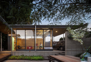 Grasshopper Studio and Courtyard | Case unifamiliari | Wittman Estes Architecture + Landscape