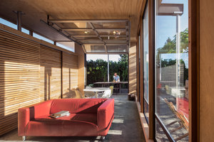 Grasshopper Studio and Courtyard | Detached houses | Wittman Estes Architecture + Landscape