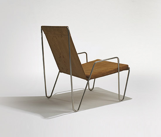 Bachelor chair, model #3351
