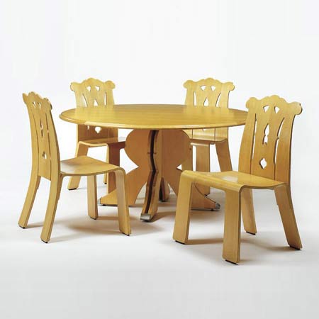 Dining Table/Four Chairs