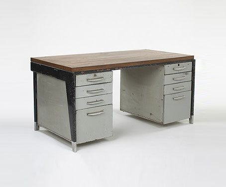 Bureau Metal