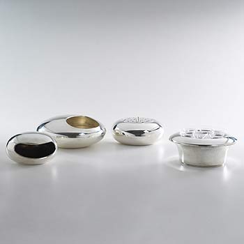Suite of silver vessels