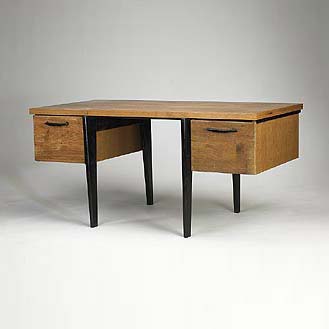 Standard desk with drawers