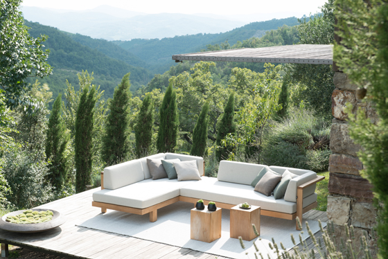 Survival Of The Fittest Tribù, Making Outdoor Furniture