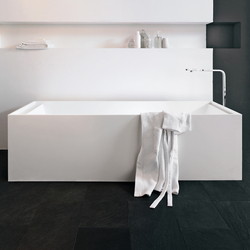 Bathtub in Corian