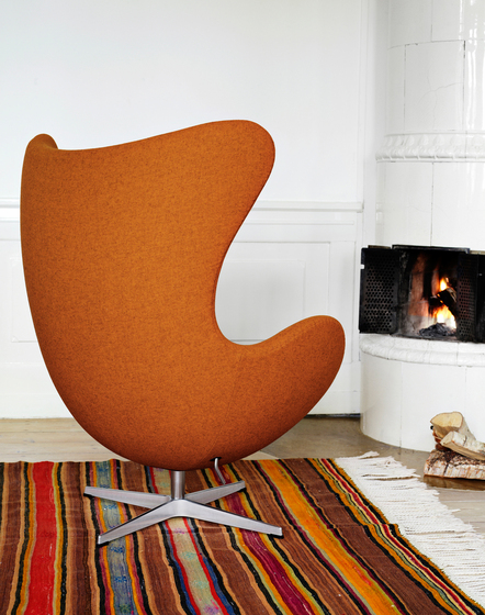 Egg™ Lounge chair | 3316 | Textile | Polished aluminum base | Sessel | Fritz Hansen