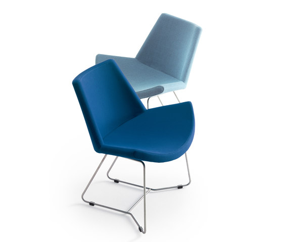 Lotus Swivel Chair | Stühle | +Halle