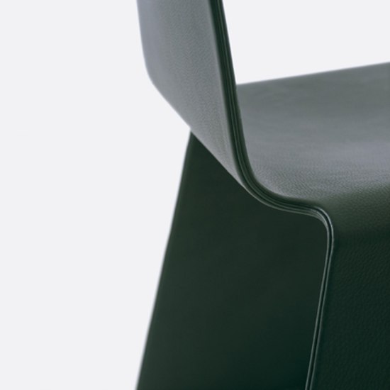 NXT | Chairs | iform