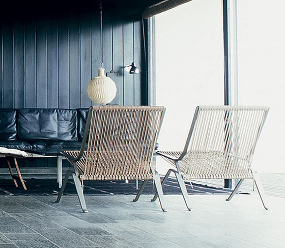 PK25™ | Lounge chair | Flag haylard | Matt chromed spring steel base | Fauteuils | Fritz Hansen