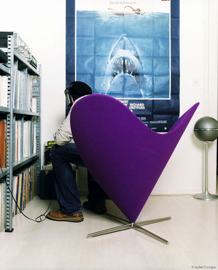 Heart Cone Chair by Vitra