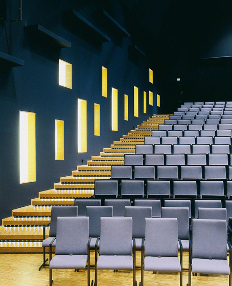 Opus | Auditorium seating | Mobel
