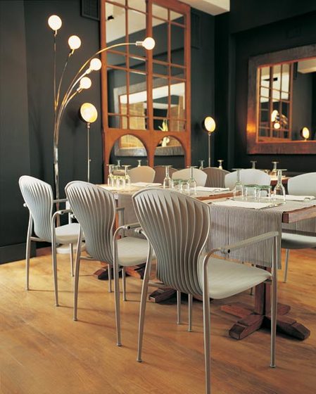 Corset Chair | Chairs | Amat-3