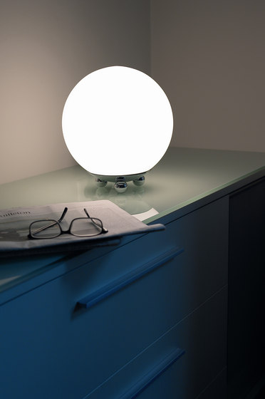 AD32 Art Déco Table lamp | Table lights | Tecnolumen