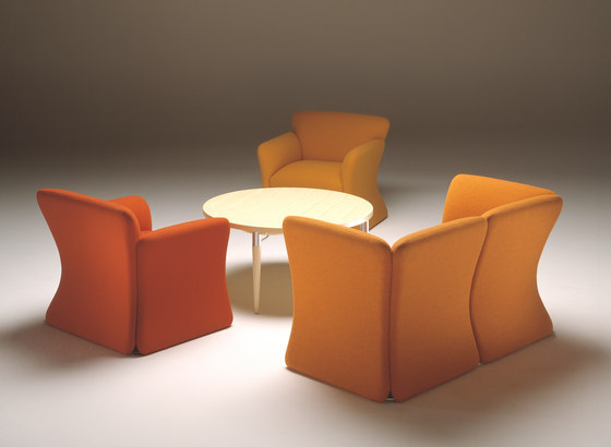 Mondial Easy Chair with low armrest | Fauteuils | Getama Danmark