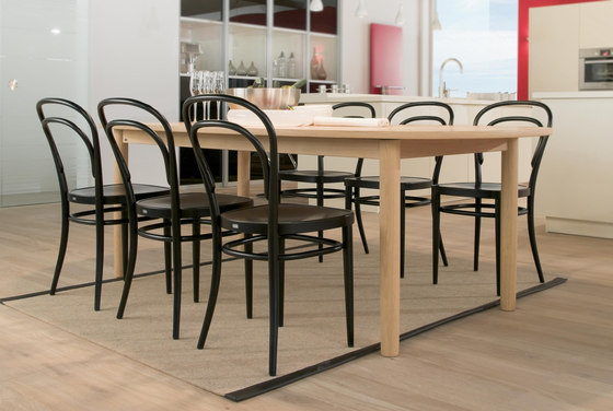 214 Pure Materials | Stühle | Thonet