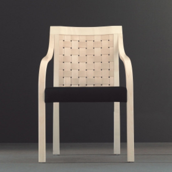 Nest 422 | Chairs | Montina