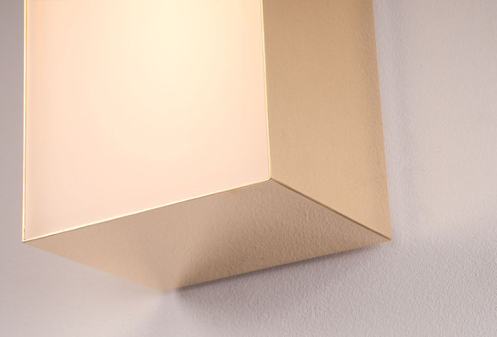 messing LED dark bronze | Lámparas de pared | Mawa Design