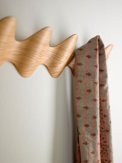 Ona | coat stand wall | Hook rails | Mobles 114