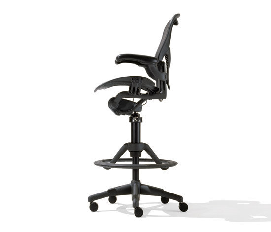 Aeron counter stool | Chaises de comptoir | Herman Miller Europe