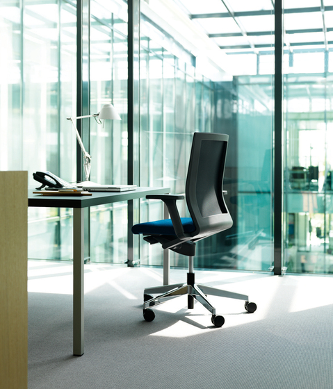 Neos 181/6 | Office chairs | Wilkhahn