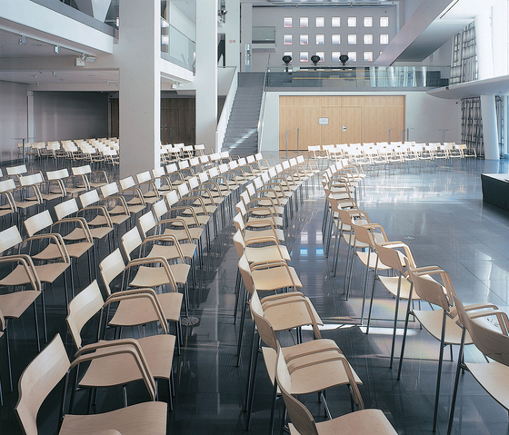 Campus Conference Table | Tables collectivités | Lammhults