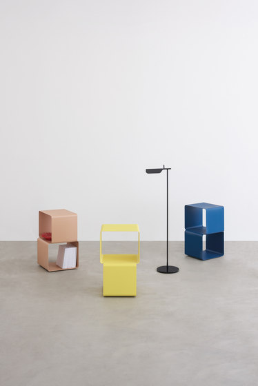 Dadi | multifunctional object | Side tables | Desalto