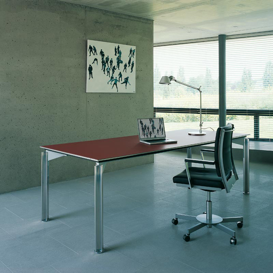 H2O | Desks | BULO