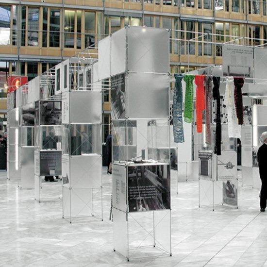 constructiv CLIC | Exhibition systems | Burkhardt Leitner