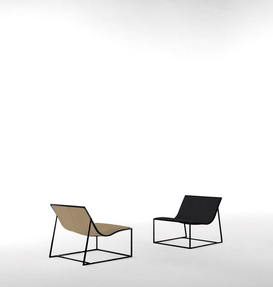 Holy Day lounge chair | Fauteuils | viccarbe