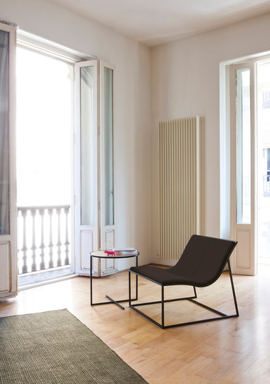 Holy Day lounge chair | Fauteuils | viccarbe