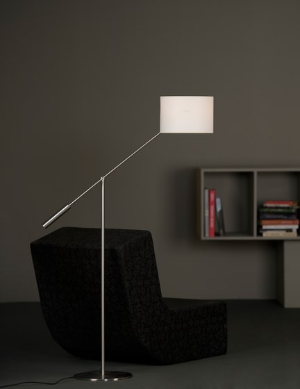 Libra p Floor lamp | Free-standing lights | Metalarte