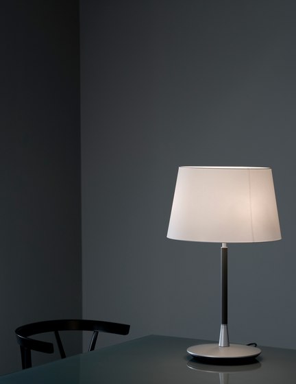Athena Lampe de table cylindrique | Luminaires de table | Metalarte