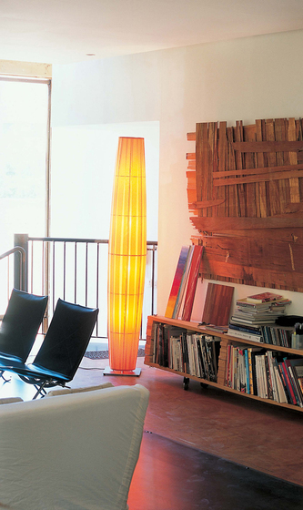 Colonne H162 floor lamp | Lampade piantana | Dix Heures Dix