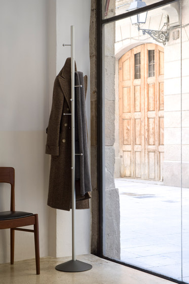 Mirac | coat stand floor black | Coat racks | Mobles 114