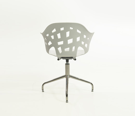 Miralook Aluminium Armchair | Chairs | Amat-3