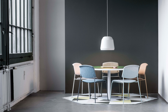 Pause bar chair high | Sgabelli bancone | Magnus Olesen
