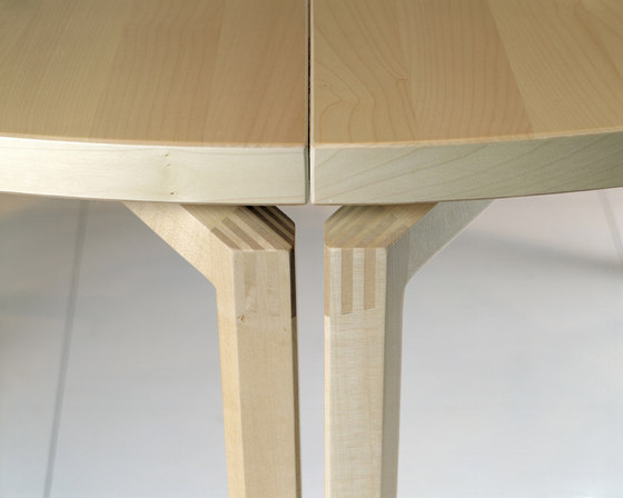 Mix with folding legs | Contract tables | Magnus Olesen