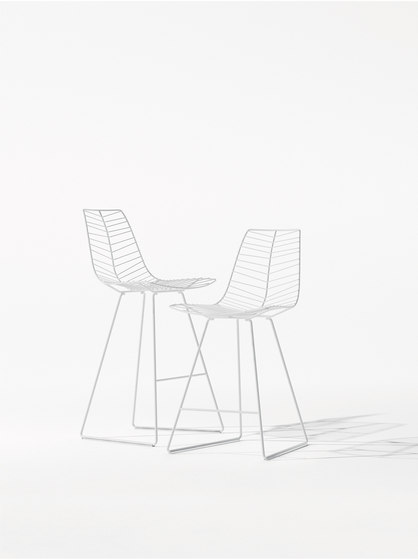 Leaf | 1802 | Chairs | Arper