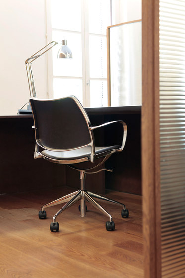 Gas | Office chairs | STUA