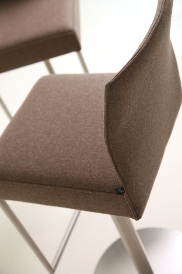 GLOOH Side chair | Chaises | KFF