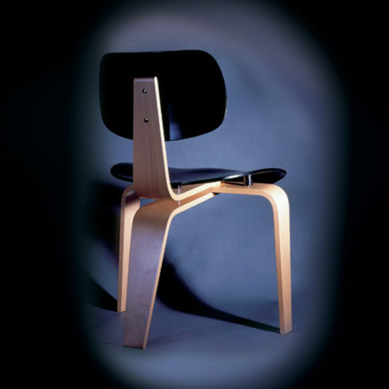 SE 42 3-Legged Chair | Chairs | Wilde + Spieth