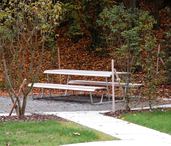 Landi Bench-Table-Bench | Sistemas de mesas sillas | BURRI