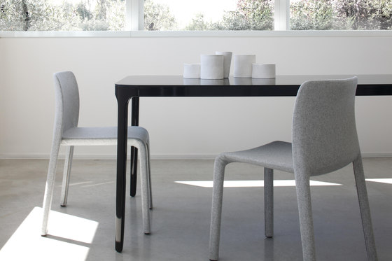 Table First | Dining tables | Magis