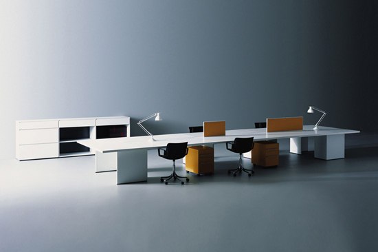 Graphis | Contract tables | Tecno